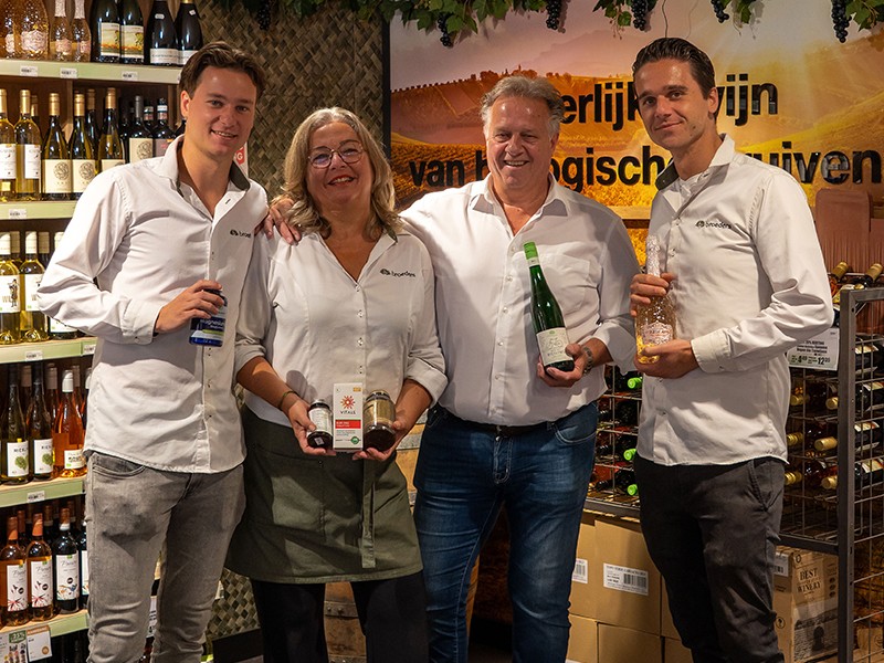 Broeders-Gezondheidswinkel-Team-3