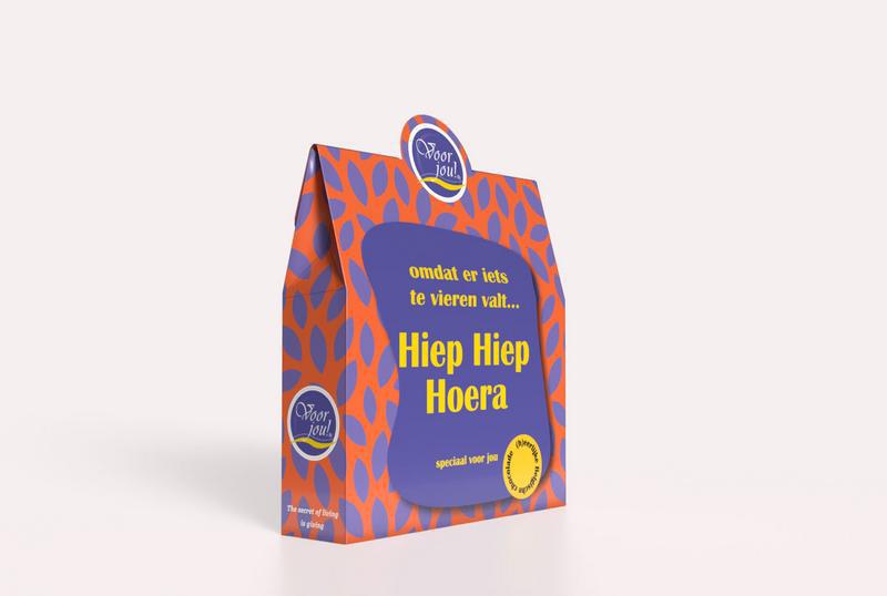 Voor jou, omdat lijn, Hiep hiep hoera