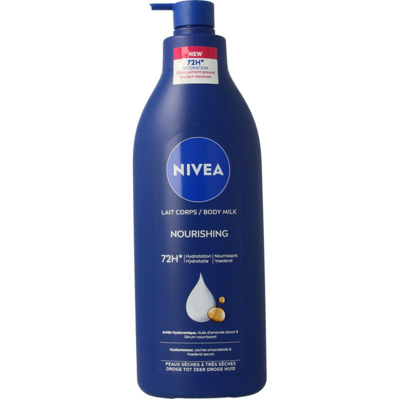 Verzorgende milk met pomp
