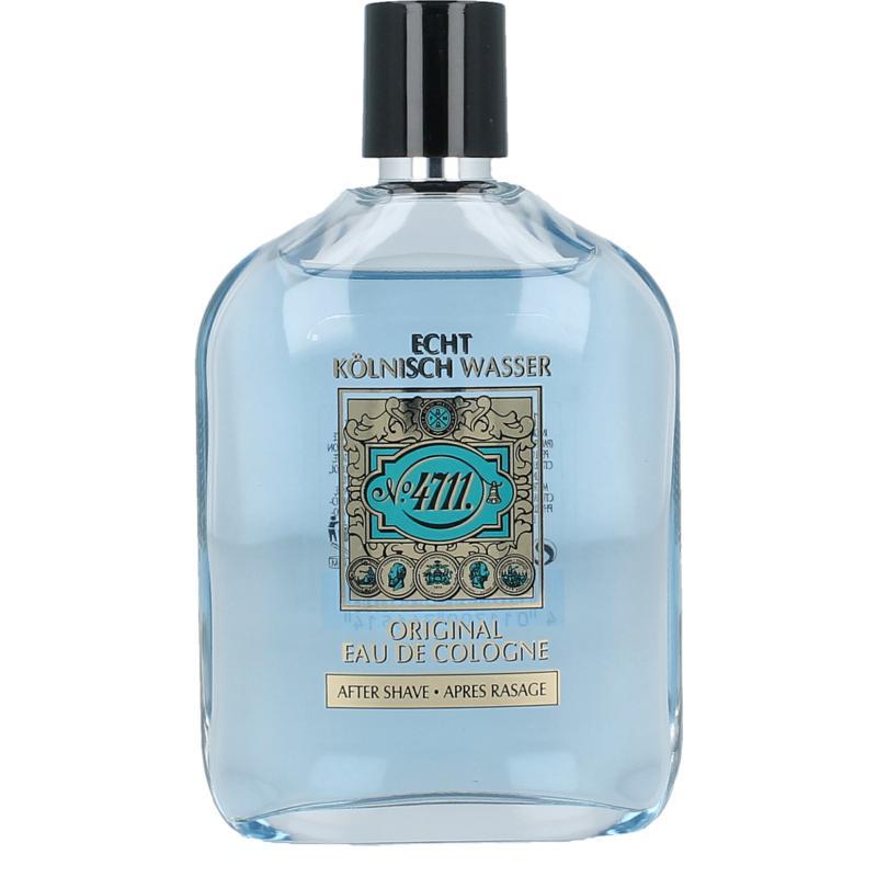 After shave lotion unpacked