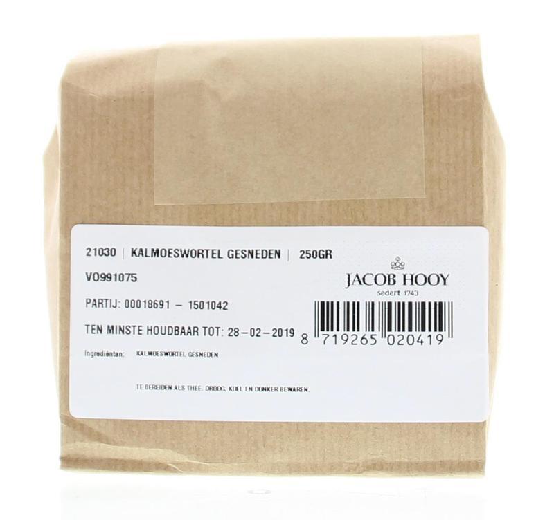 Kalmoeswortel ongeschild gesneden