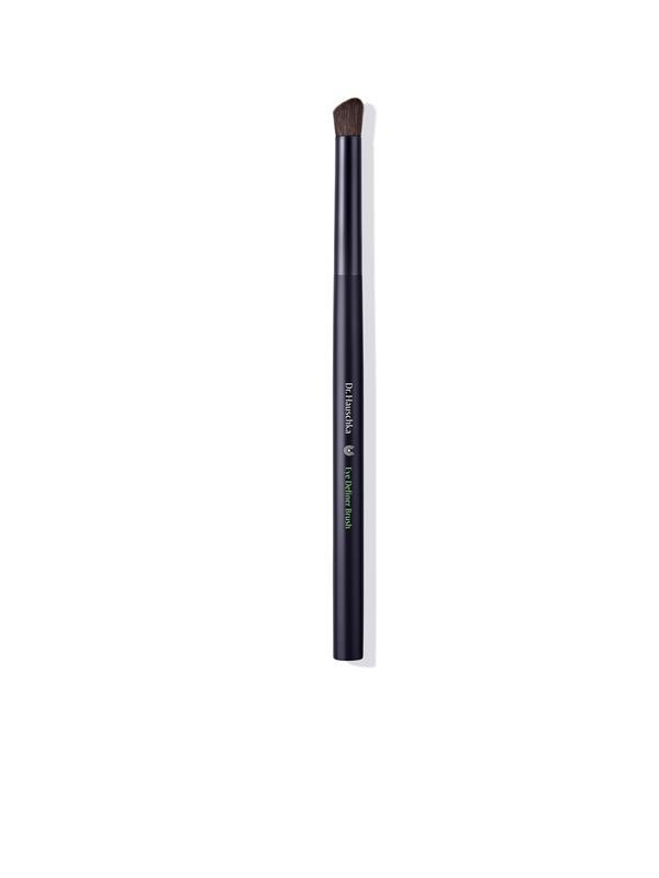 Eye definer brush