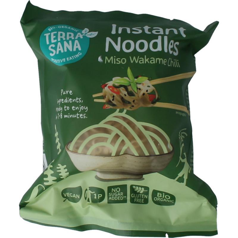 Instant noodles wakame chili