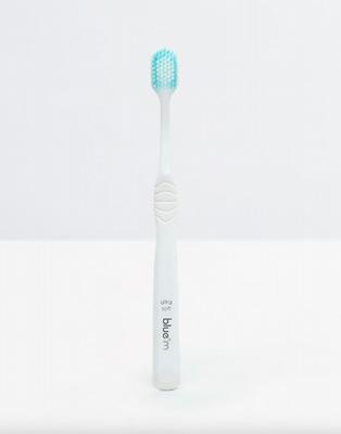 Bluem Toothbrush day to day