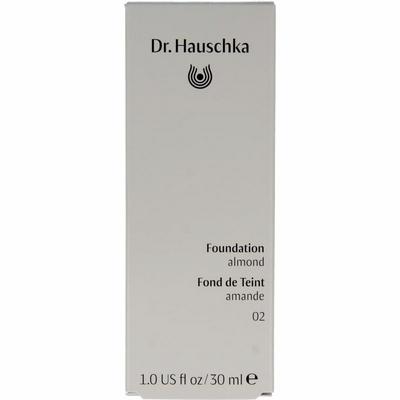 Dr. Hauschka Foundation 02 almond