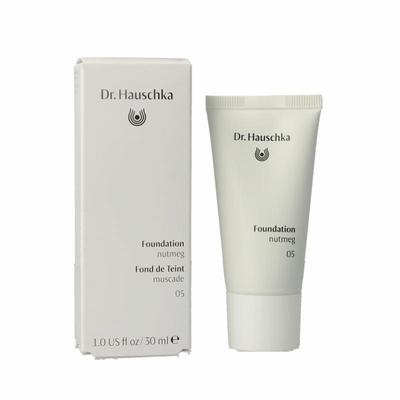 Dr. Hauschka Foundation 05 nutmeg