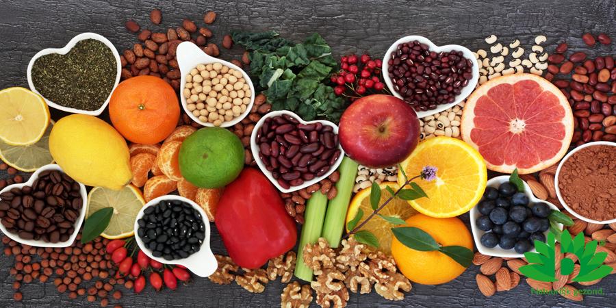Super- & rawfoods bomvol belangrijke voedingsstoffen