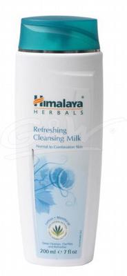 Himalaya Herbals refreshing cleansing milk