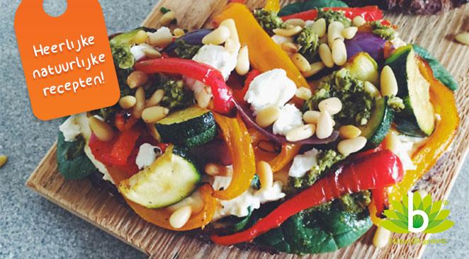 Recept: Sandwich met hummus en geroosterde groenten